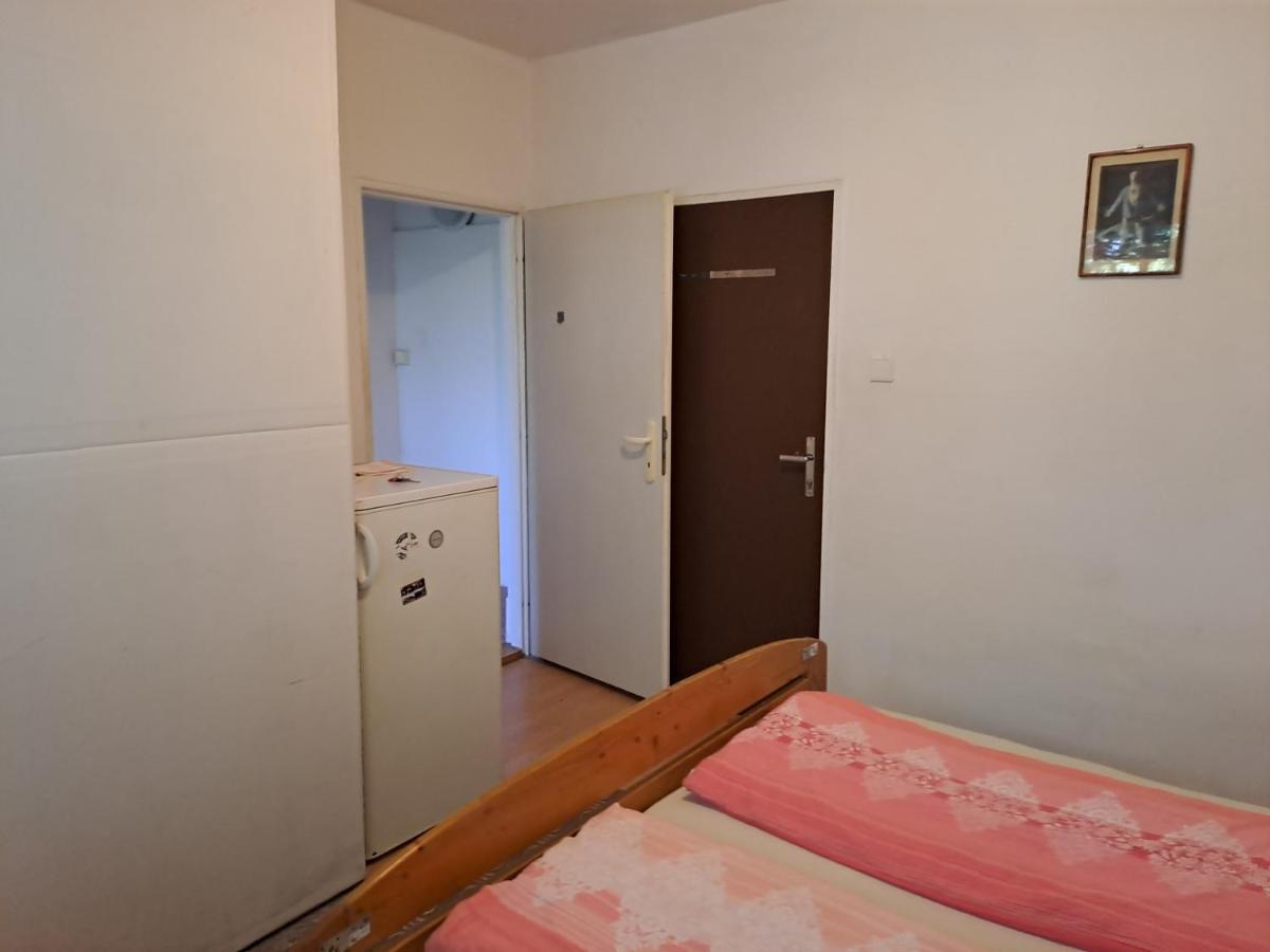 Apartman Na Jizni ออลอโมตซ์ ภายนอก รูปภาพ