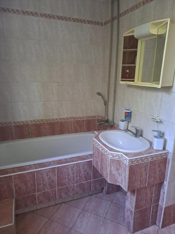 Apartman Na Jizni ออลอโมตซ์ ภายนอก รูปภาพ